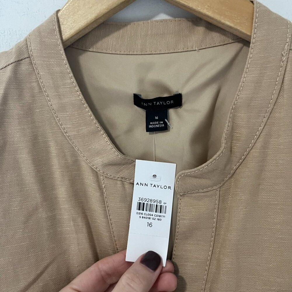 NEW Ann Taylor Brown Split Neck Sleeveless Linen Jumpsuit Size 16 - Picture 2 of 7